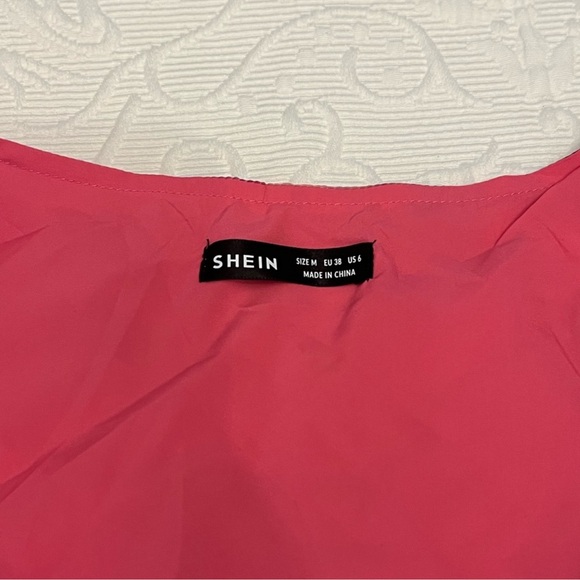 SHEIN | Pink Marble Swirl Matching Set - Picture 3 of 7